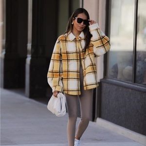 Bandier Sincerely Jules X Aspen Sherpa